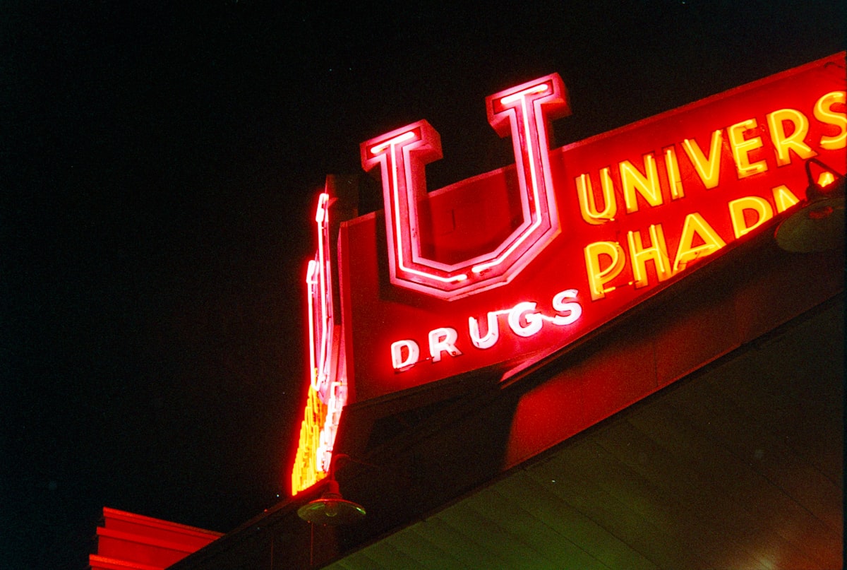 farmacias 24 horas letrero neon